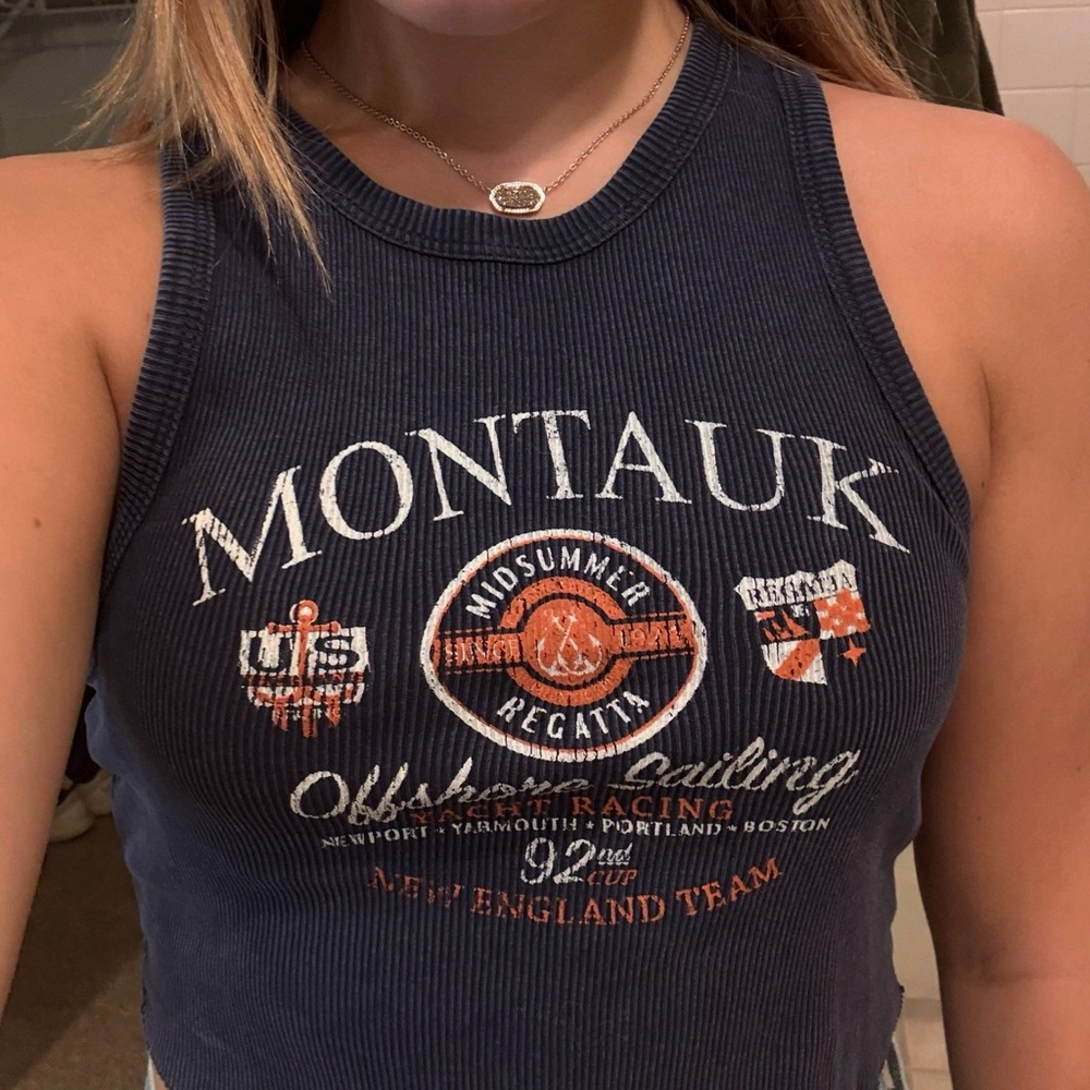 Garage beach crop top